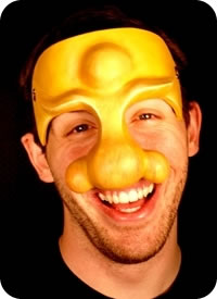 Doctore commedia mask being worn