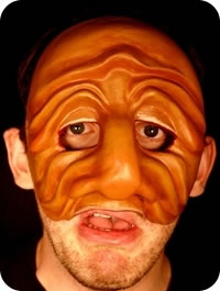 Zanni commedia mask demonstrated