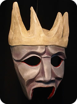 Crowned Chorus with gray face